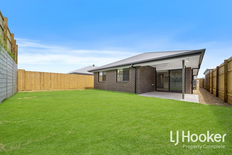 Photo - 33 Boomi Avenue, South Maclean QLD 4280 - Image 5