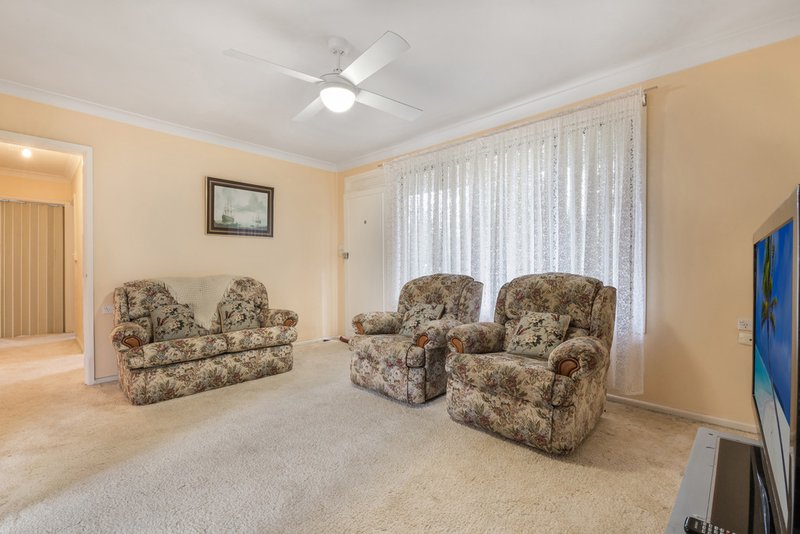 Photo - 33 Boonoke Cres , Miller NSW 2168 - Image 3