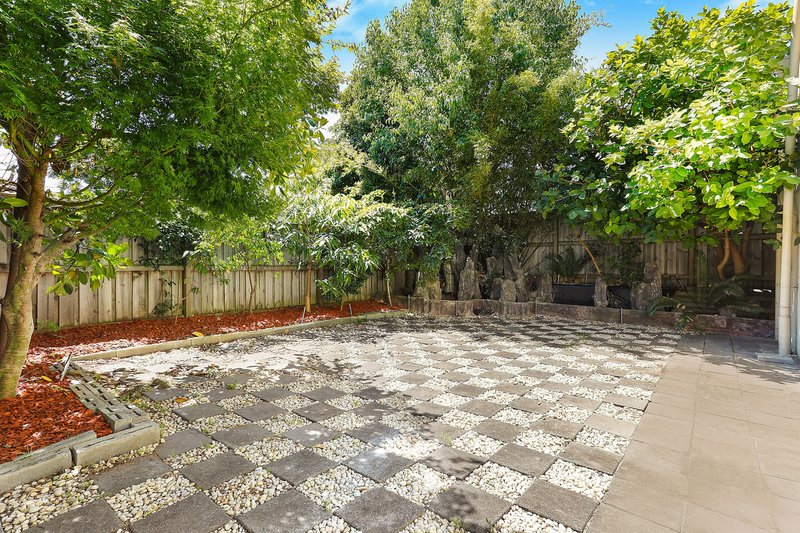 Photo - 33 Botanica Drive, Lidcombe NSW 2141 - Image 8