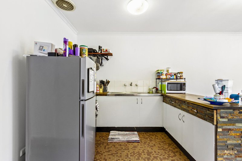 Photo - 33 Boult Place, Melba ACT 2615 - Image 3