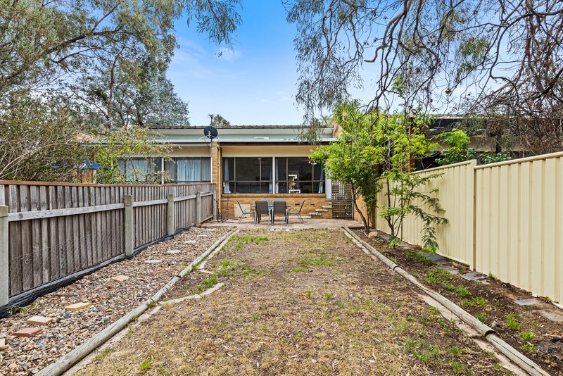 Photo - 33 Boult Place, Melba ACT 2615 - Image 10