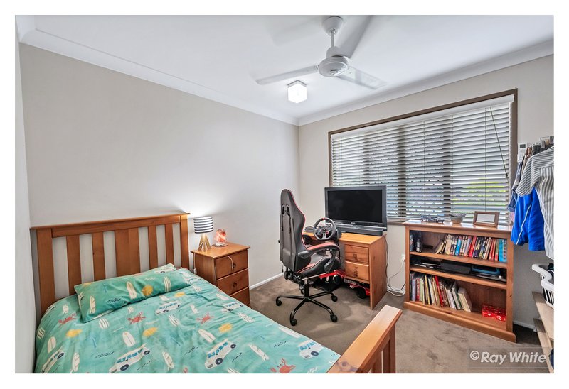 Photo - 33 Bramble Street, Norman Gardens QLD 4701 - Image 10