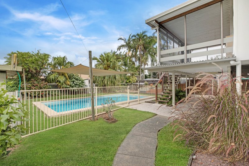 Photo - 33 Brampton Avenue, Bucasia QLD 4750 - Image 13