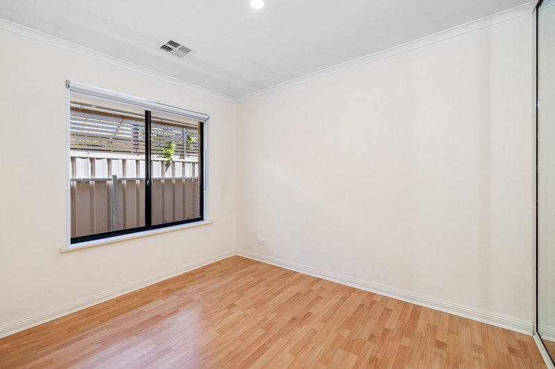 Photo - 33 Brecon Street, Windsor Gardens SA 5087 - Image 9