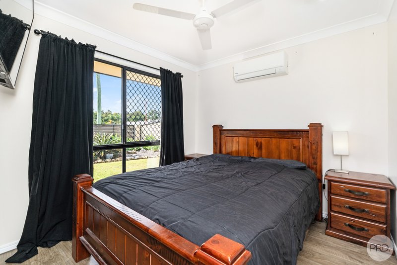 Photo - 33 Brianna Court, Oakhurst QLD 4650 - Image 12