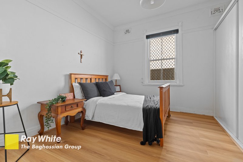 Photo - 33 Broadford Street, Bexley NSW 2207 - Image 10