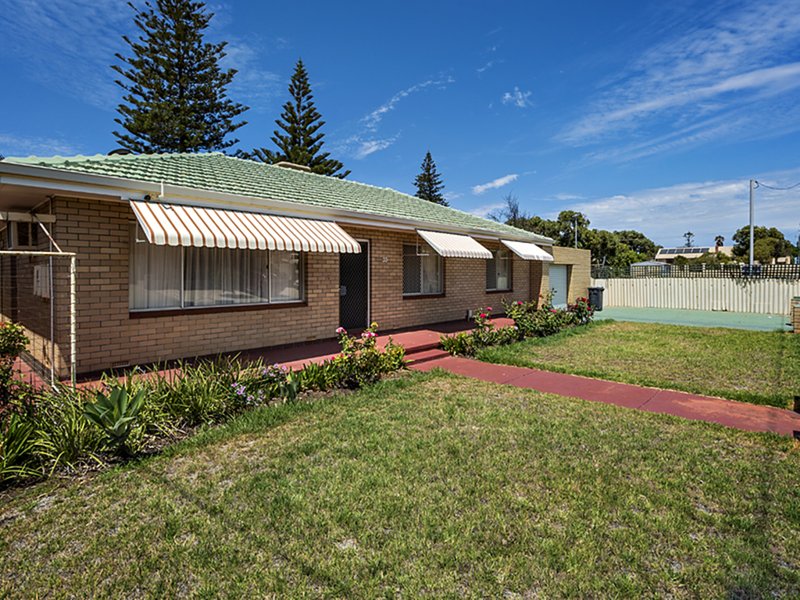 Photo - 33 Burges Street, Beachlands WA 6530 - Image 11