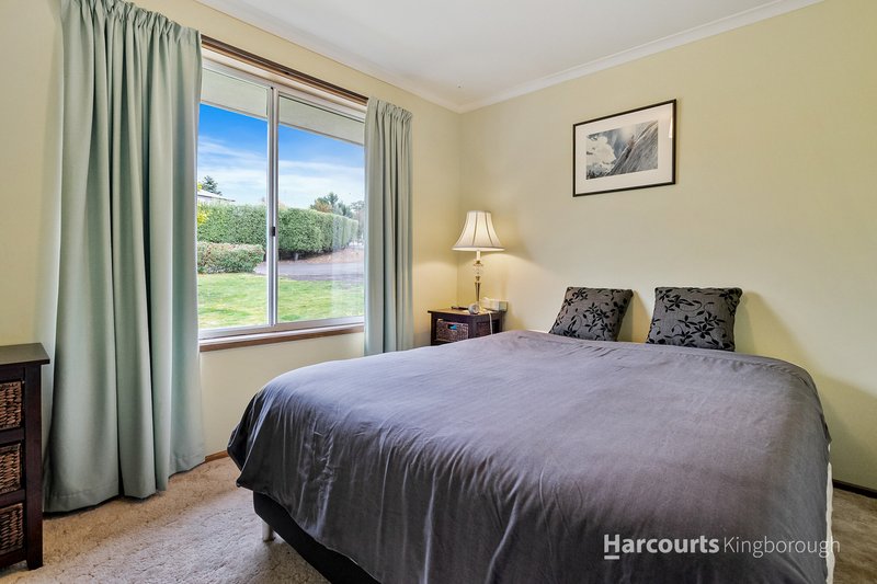 Photo - 33 Burwood Drive, Blackmans Bay TAS 7052 - Image 23