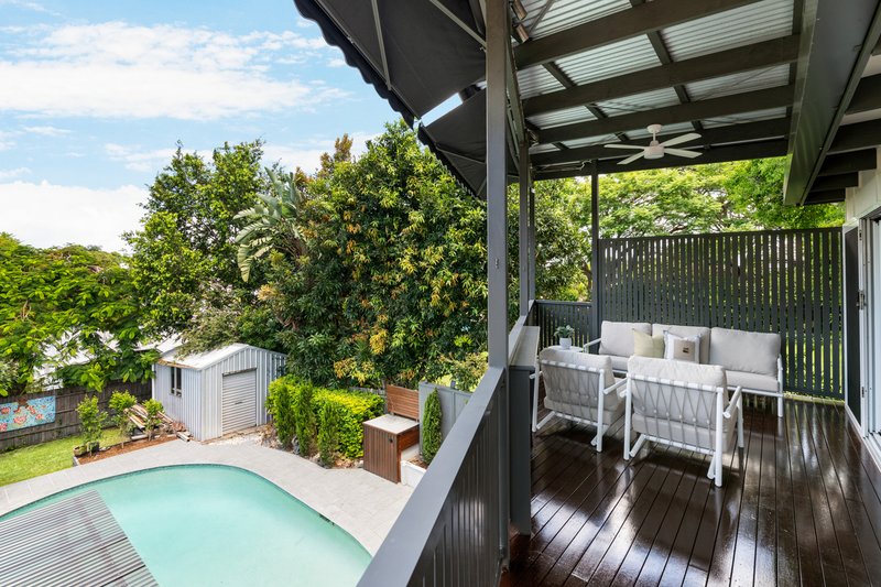 Photo - 33 Canberra Drive, Ashgrove QLD 4060 - Image 5