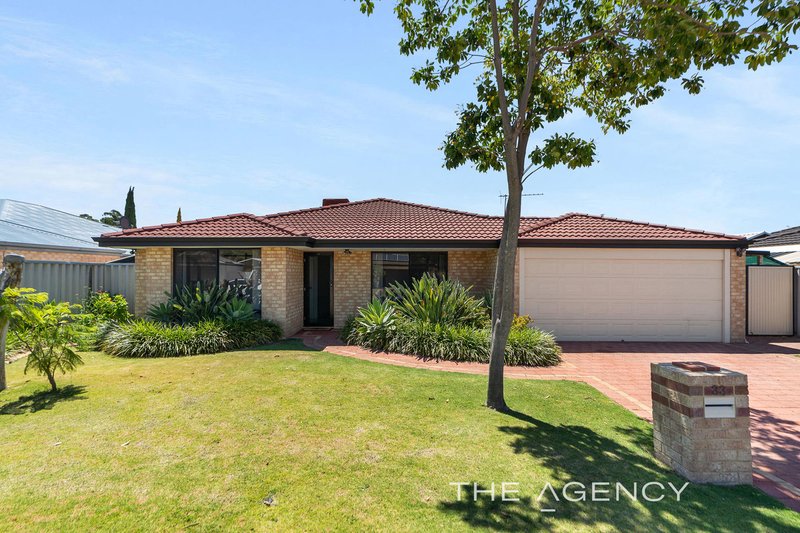 Photo - 33 Cardiff Loop, Huntingdale WA 6110 - Image 2