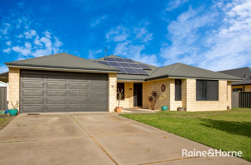 33 Castieau Street, Burekup WA 6227