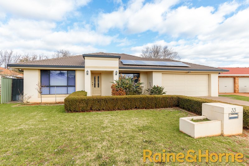 33 Castlereagh Avenue, Dubbo NSW 2830