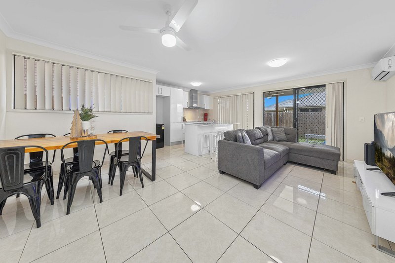 Photo - 33 Cayenne Street, Griffin QLD 4503 - Image 2