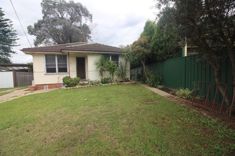 Photo - 33 Cedar Crescent, North St Marys NSW 2760 - Image 2