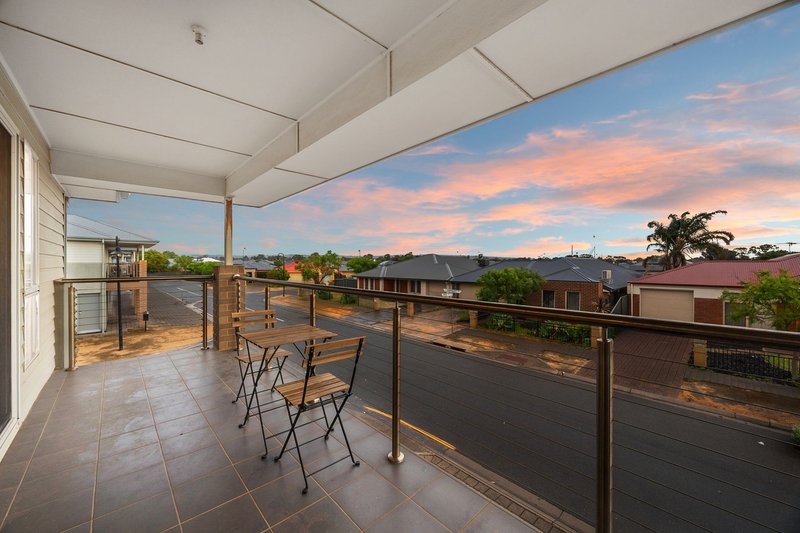 Photo - 33 Centenary Circuit, Andrews Farm SA 5114 - Image 3