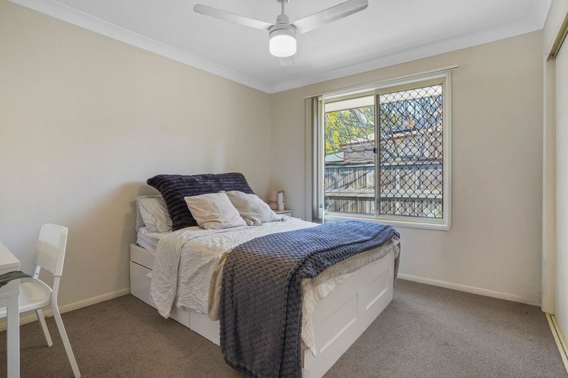 Photo - 33 Centennial Way, Forest Lake QLD 4078 - Image 10