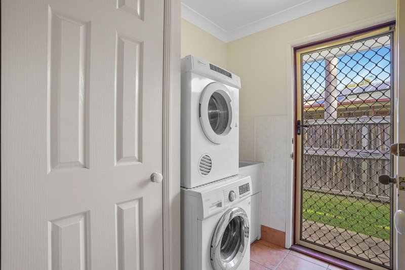 Photo - 33 Centennial Way, Forest Lake QLD 4078 - Image 12