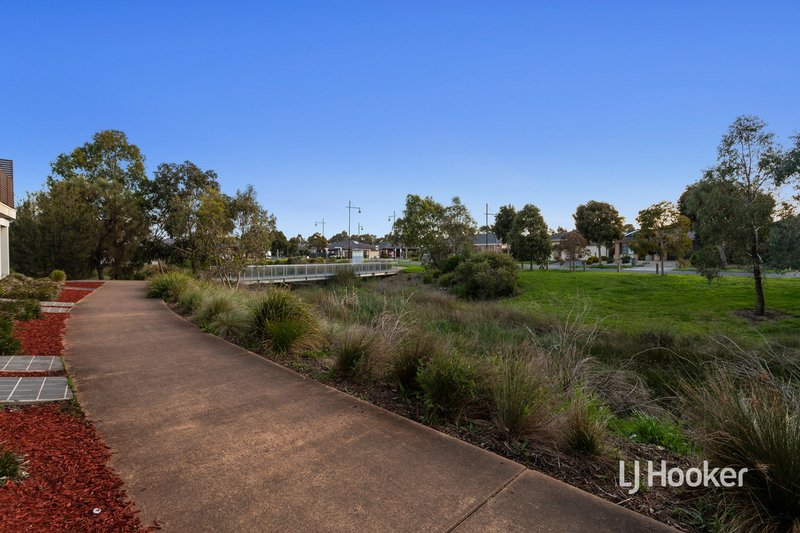 Photo - 33 Chanticleer Drive, Mernda VIC 3754 - Image 15