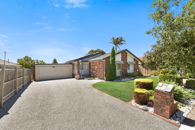 33 Chirnside Road, Berwick VIC 3806