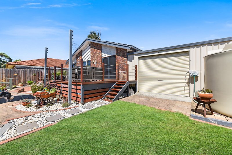 Photo - 33 Chirnside Road, Berwick VIC 3806 - Image 18