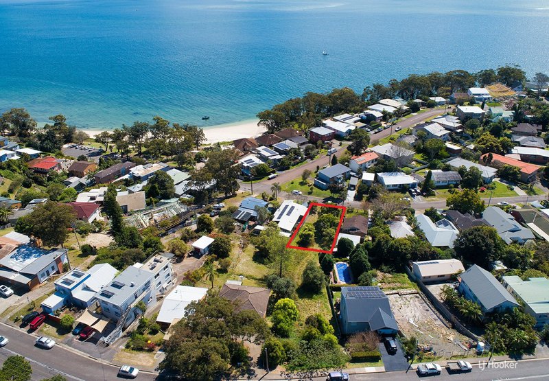 33 Christmas Bush Ave , Nelson Bay NSW 2315