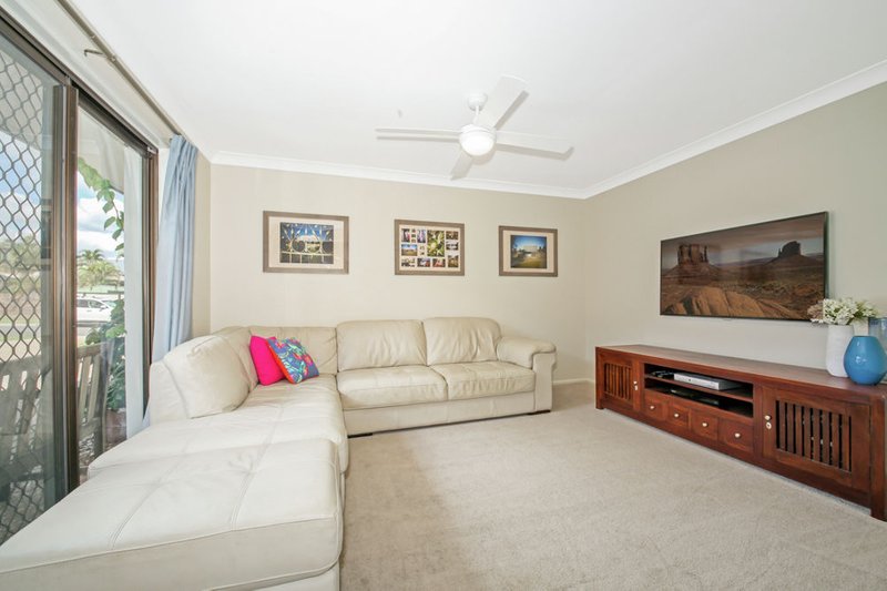 Photo - 33 Claret Street, Carseldine QLD 4034 - Image 8