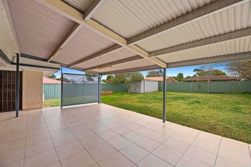 Photo - 33 Cleary Street, Centenary Heights QLD 4350 - Image 10