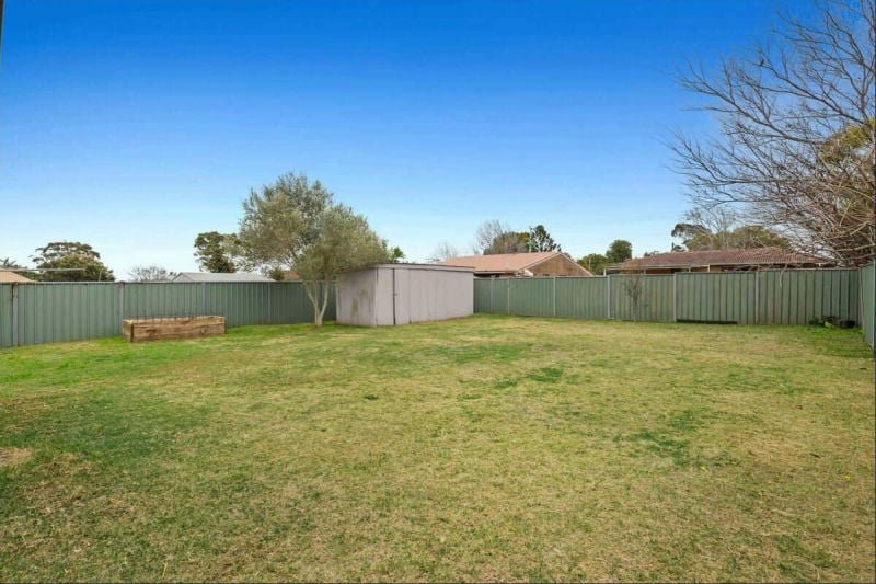 Photo - 33 Cleary Street, Centenary Heights QLD 4350 - Image 11