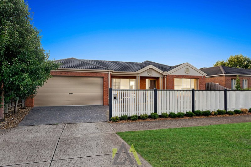 33 Clifton Grove, Carrum Downs VIC 3201