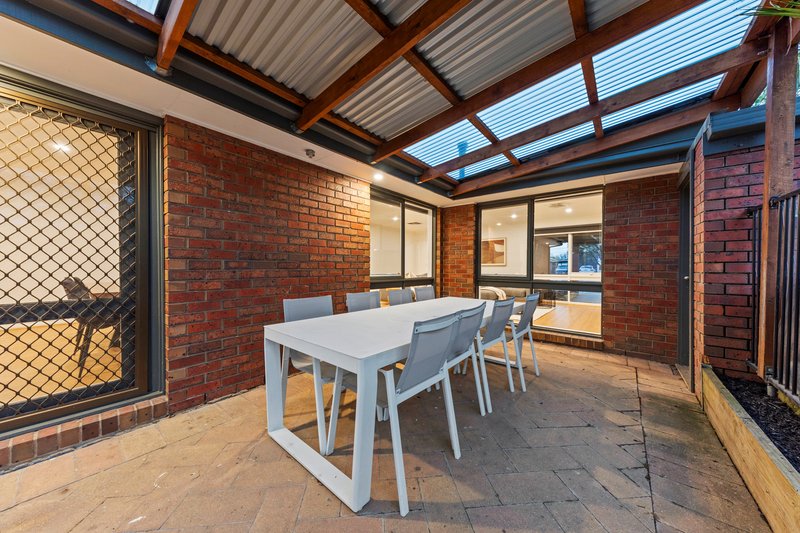 Photo - 33 Collins Crescent, Berwick VIC 3806 - Image 21