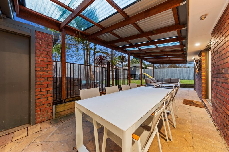 Photo - 33 Collins Crescent, Berwick VIC 3806 - Image 22