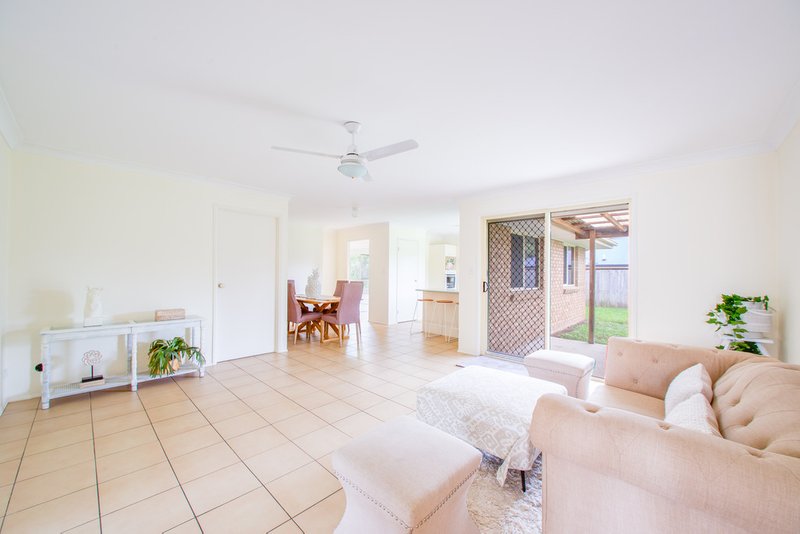 Photo - 33 Comona Court, Wulkuraka QLD 4305 - Image 12