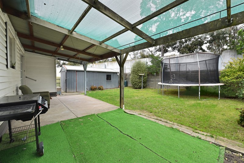 Photo - 33 Coonans Road, Pascoe Vale South VIC 3044 - Image 11