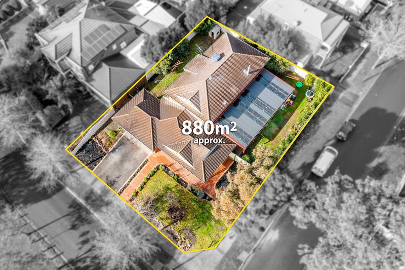 33 Creekwood Drive, Craigieburn VIC 3064