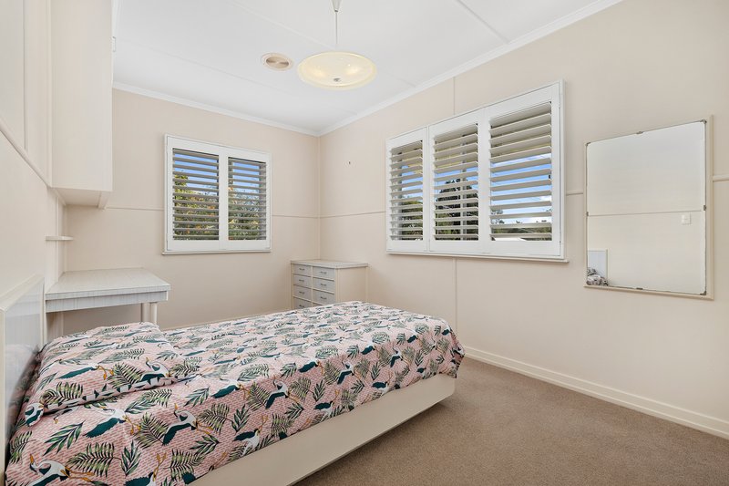 Photo - 33 Cribb Avenue, Mitchelton QLD 4053 - Image 10