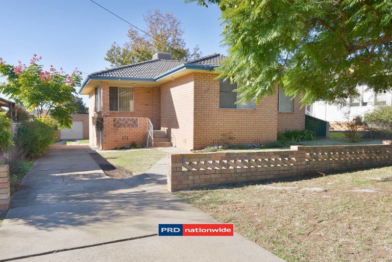 33 Croydon Avenue, Tamworth NSW 2340