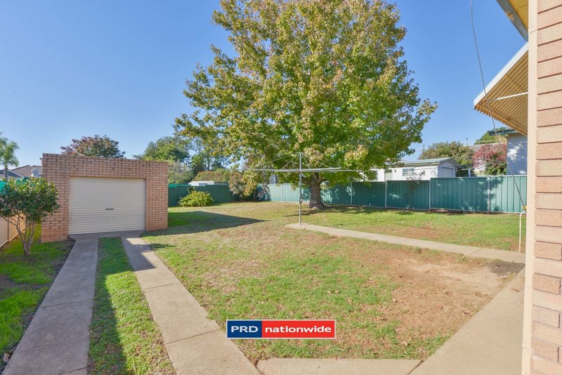 Photo - 33 Croydon Avenue, Tamworth NSW 2340 - Image 10