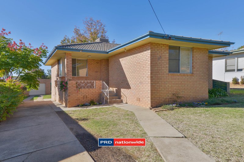 Photo - 33 Croydon Avenue, Tamworth NSW 2340 - Image 11