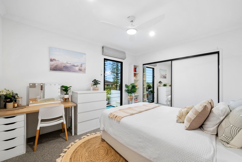 Photo - 33 Culla Culla Street, Battery Hill QLD 4551 - Image 9