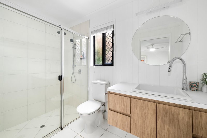 Photo - 33 Culla Culla Street, Battery Hill QLD 4551 - Image 14