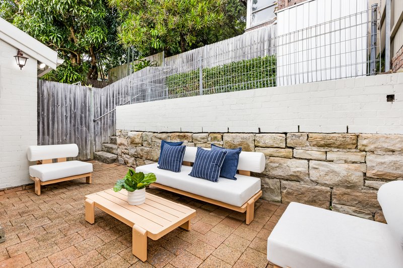 Photo - 33 Curlewis Street, Bondi Beach NSW 2026 - Image 3