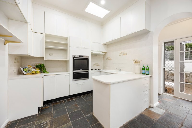 Photo - 33 Curlewis Street, Bondi Beach NSW 2026 - Image 5