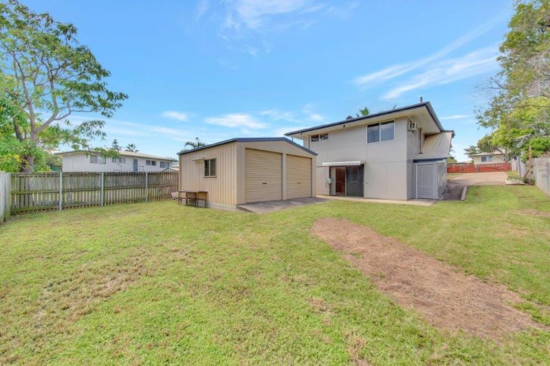 Photo - 33 Dalrymple Drive, Toolooa QLD 4680 - Image 13