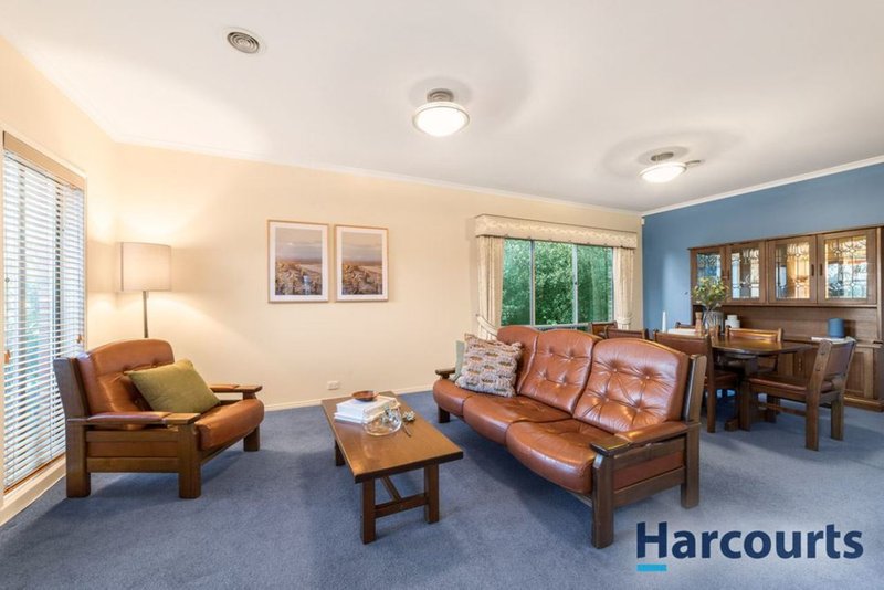 Photo - 3/3 Davies Close, Wantirna VIC 3152 - Image 5