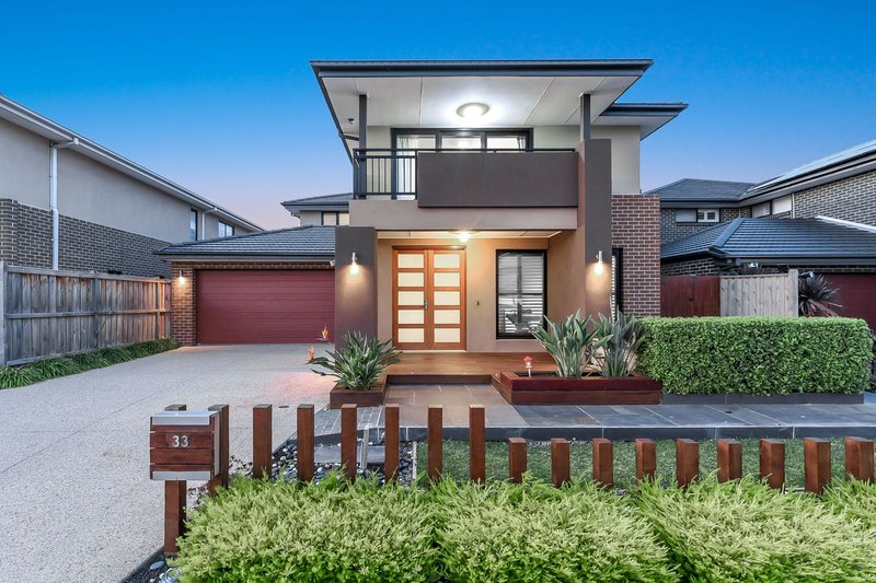 33 Daylily Drive, Keysborough VIC 3173