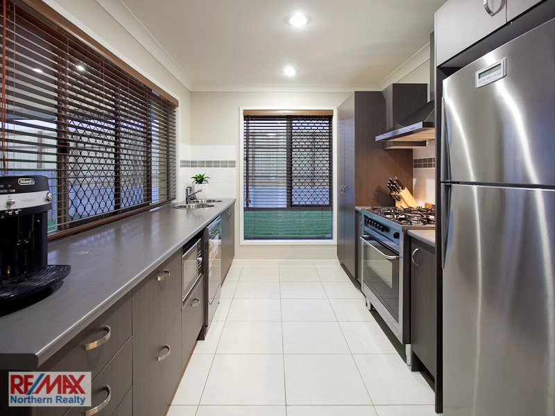 33 Delawar Rd , Warner QLD 4500