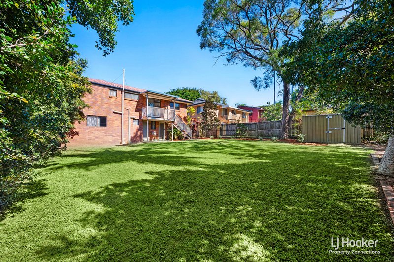 Photo - 33 Denver Road, Carseldine QLD 4034 - Image 10
