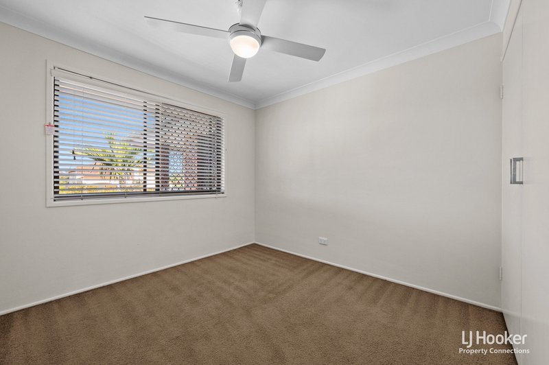 Photo - 33 Denver Road, Carseldine QLD 4034 - Image 17