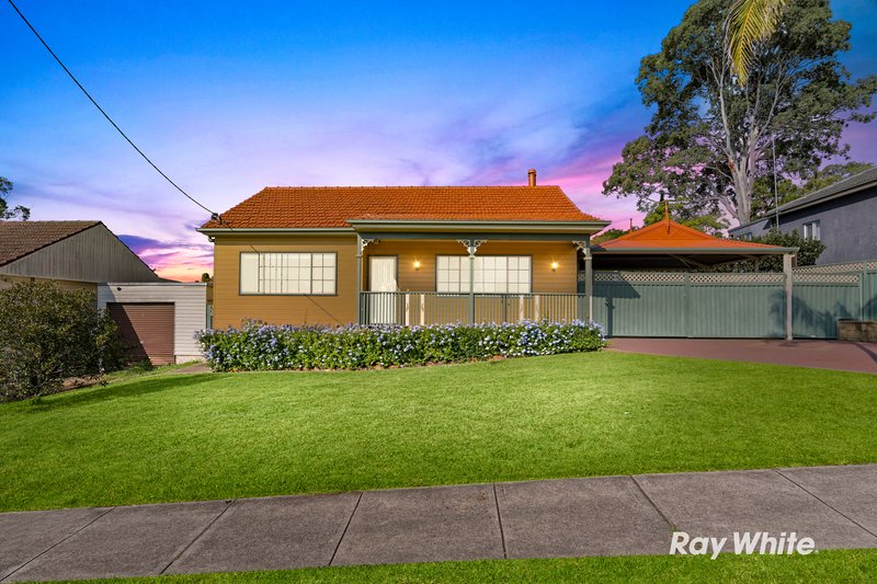 33 Derwent Parade, Blacktown NSW 2148