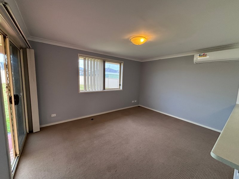 Photo - 33 Devon Street, Greta NSW 2334 - Image 7